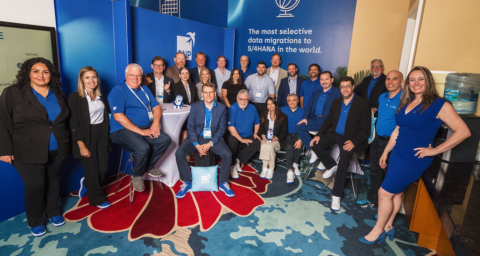 2025-06-SAP Sapphire-group-1.jpg